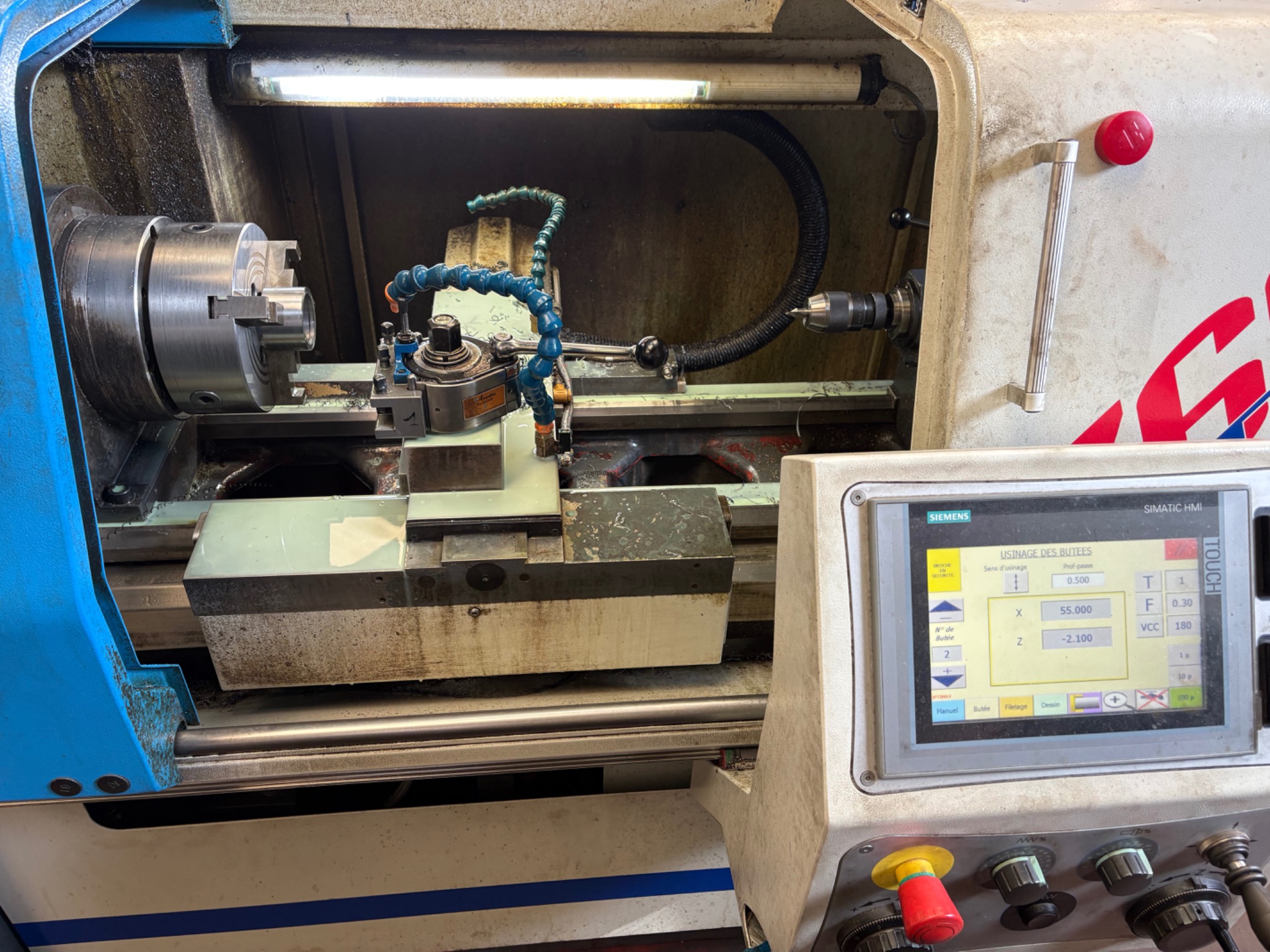 Usinage du nouvel axe de rotation dans l’atelier de Mécanique Industrie